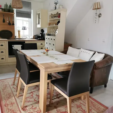 Апартаменты Koe's Ена